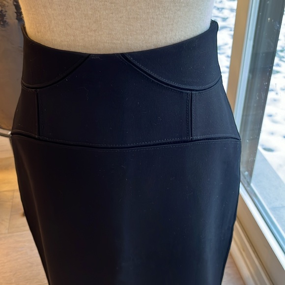 VGUC Robert Rodriguez skirt - Picture 2 of 10